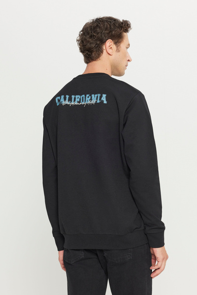 AC&Co / Altınyıldız Classics Men's Black Cotton Standard Fit Regular Cut Comfortable Crew Neck Sweatshirt