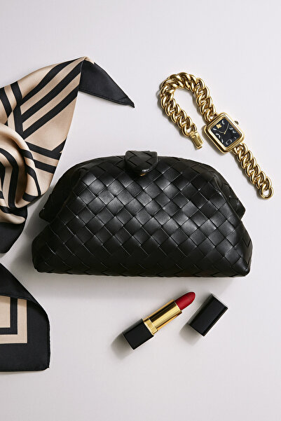 Selin Atelier Geantă clutch cu lanț din piele neagră