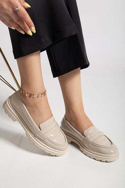 Genetti Verony Women's Patent Leather Casual Loafer