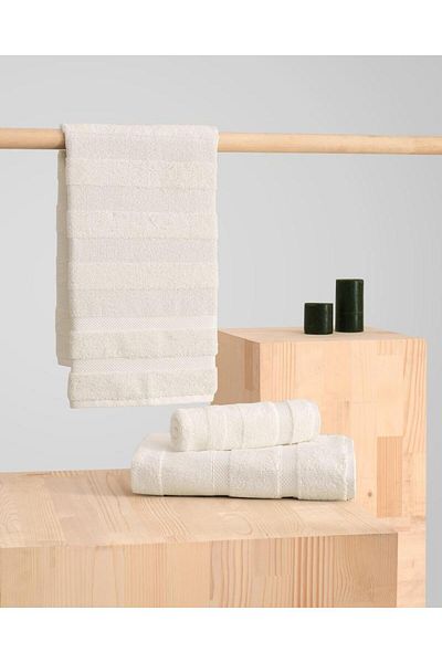Arkaan Classic white towel set