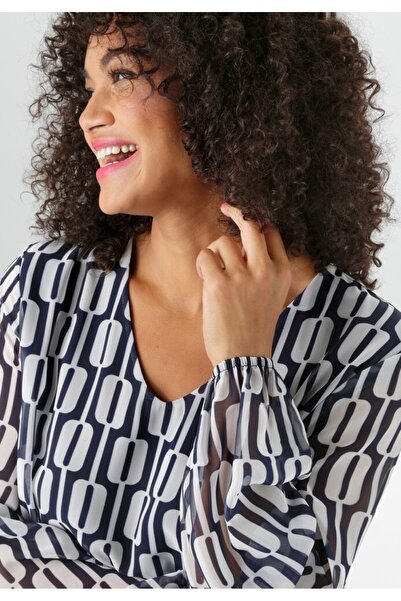 Şans Women's Plus Size Navy-White, Graphic Patterned Lined Chiffon Blouse 65N39099