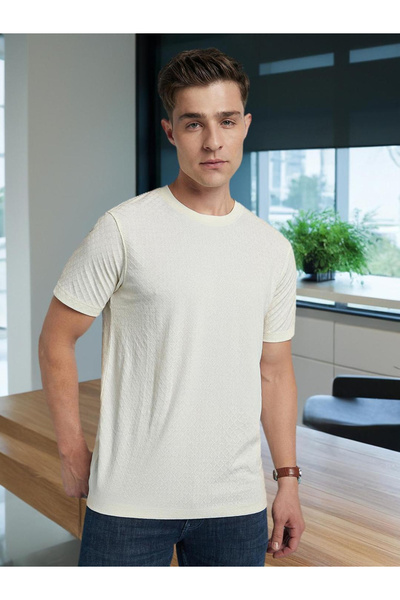 Dennis Lingo By Styli Men Off White Textured Regular Fit T-Shirt