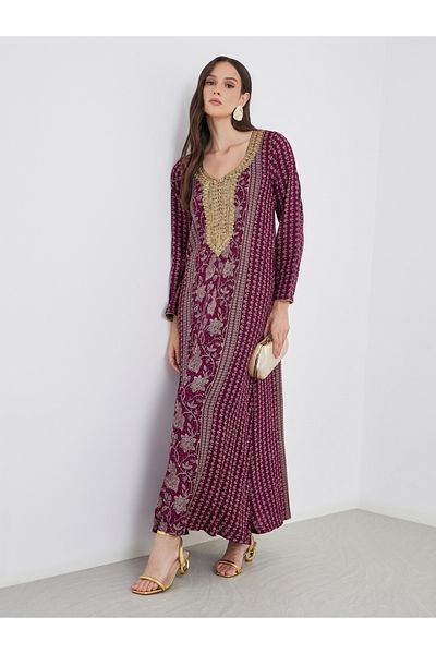 Maxim Creation By Styli Golden Jari Thread V Neck Jalabiya