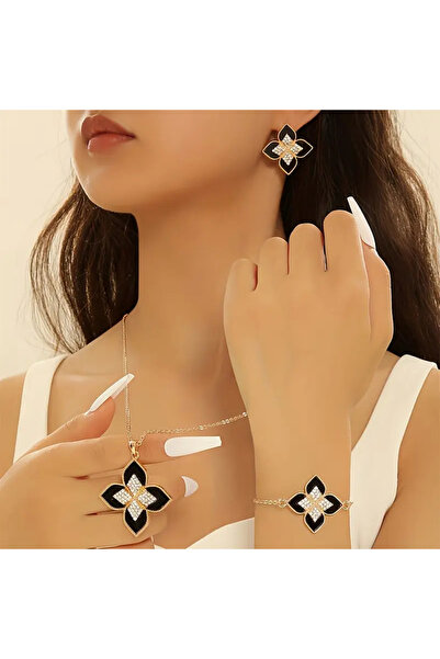 begüm jewelery ZİRKON TAŞLARLA SÜSLÜ DÖRTGEN ÇİÇEK MODEL SİYAH TAKI SETİ