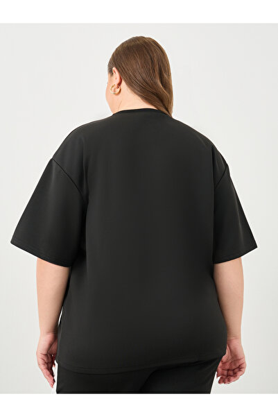 Styli Plus Size Round Neck Oversized T-Shirt