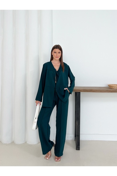 Gameyal Women's Aerobin Fabric Loose Trousers and Lace-Up Shirt Set