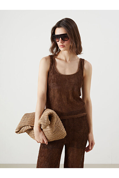 LC Waikiki Quality Pieces from Çelebi Store U Roba Collar Textured Crop