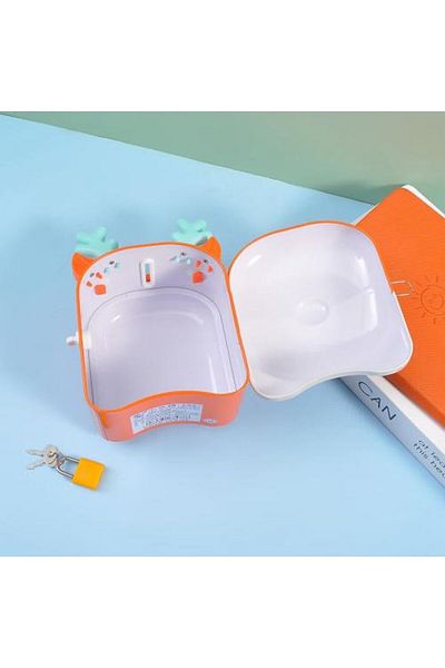 MUBX Cute Deer Design Piggy Bank with Interlocking Key Gift Concept Money Saving Target Piggy Bank