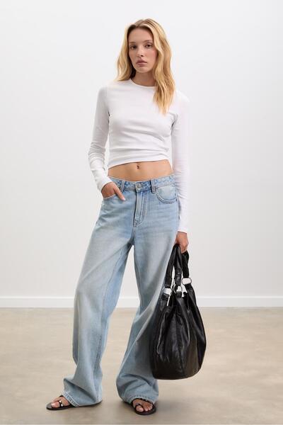 Stradivarius Basic long sleeve cotton T-shirt