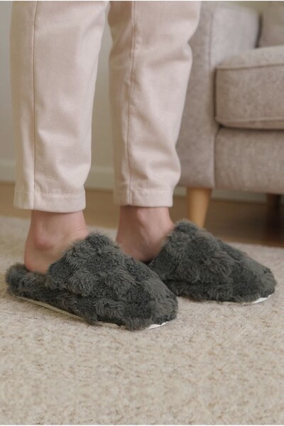 LETAO Women's Plaid Patterned Soft Furry House Slippers