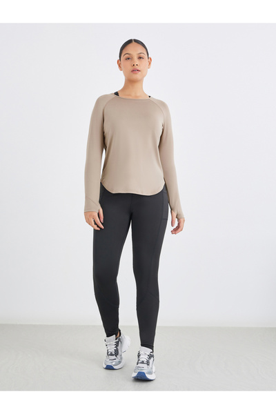 Styli Back Straight Lasercut Detail Top