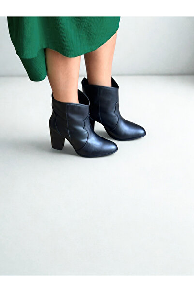 NE&VE SHOES Siyah Deri Kalın Topuklu Kadın Western Bot