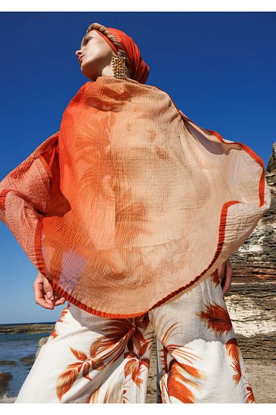 Mooncorn Gradient Muslin Shawl Tile