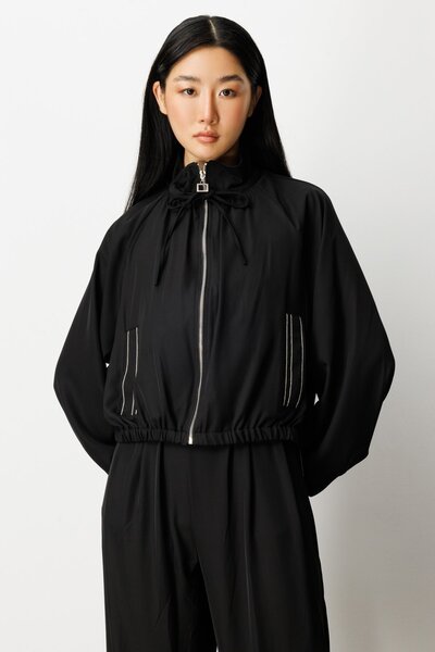 ON Кам'яна смуга з деталями на рукавах куртки