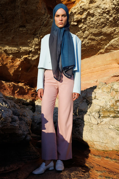 Mooncorn Gradient Muslin Shawl Smoked