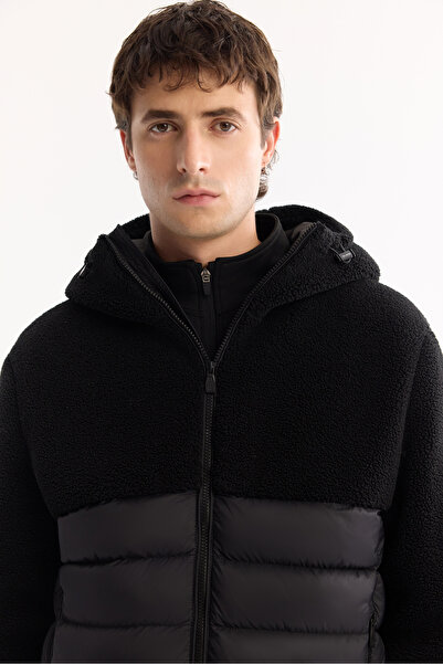 Avva Men's Black Hooded Windproof -4 Degree Resistant Inflatable Plush Comfort Fit Coat A52Y6158