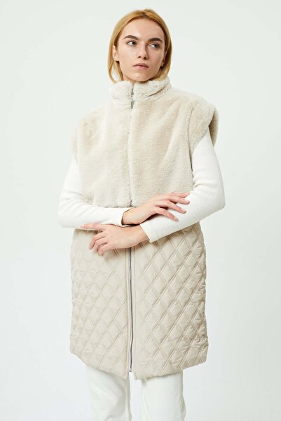 Veger Special Design Flowered Vest with Quilted Details