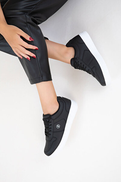 SOHO Black Women's Sneaker 19508