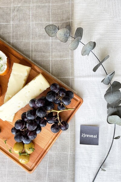 NOBLERAVEN DESIGN Natural Wooden Cheese And Presentation Plate, Rectangular, Beech Wood