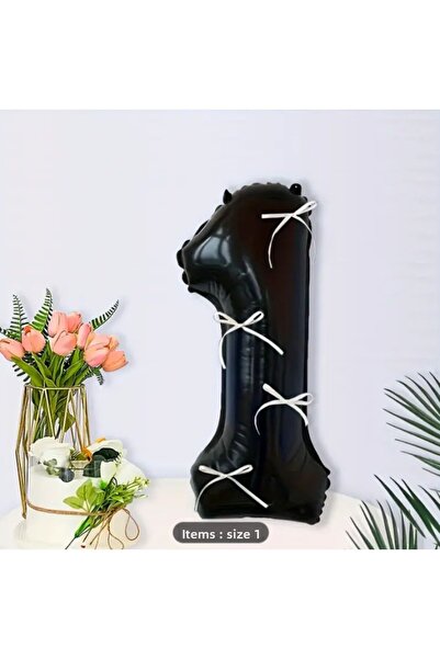 LOTUS PARTY بالون بشريط أبيض بأرقام سوداء - فيونكة بعمر 0