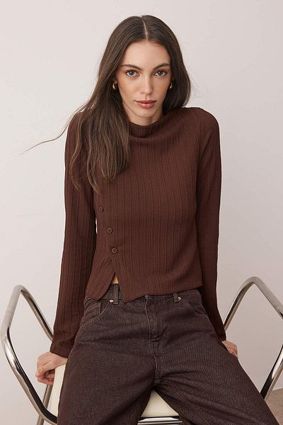 Trendyol Collection Brown Button Detail Asymmetrical Bodycon Stretchy Knitted Blouse Twoaw26Bz00040