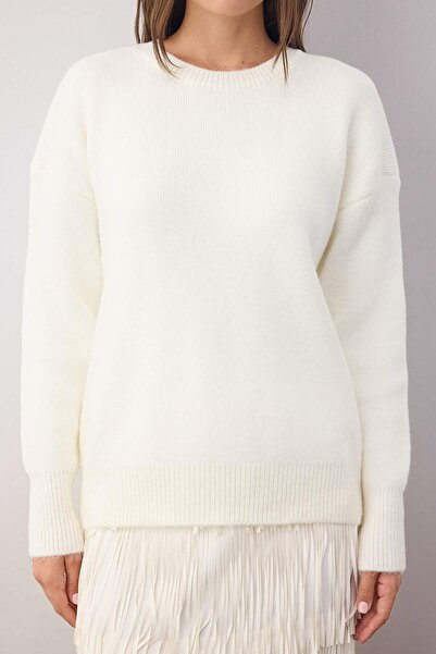 Trendyol Collection Wardrobe Essentials Ekru Wełniana przędza premium Basic Sweter z szerokim krojem | TWOAW26KZ00065