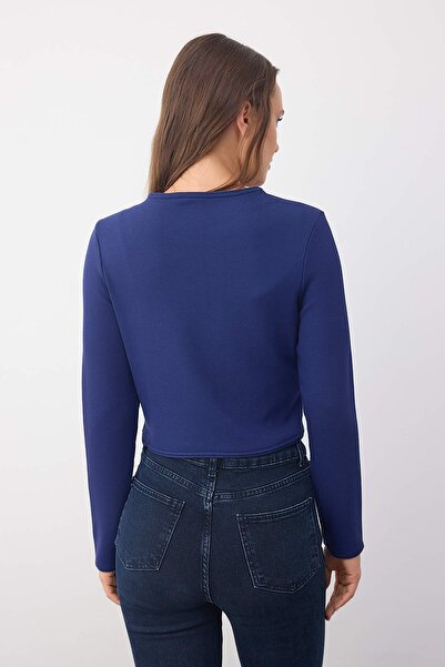 Trendyol Collection Wardrobe Essentials – Navy Blue Knitted Jacket with Button and Pocket Detail | Twoaw26Ce0000