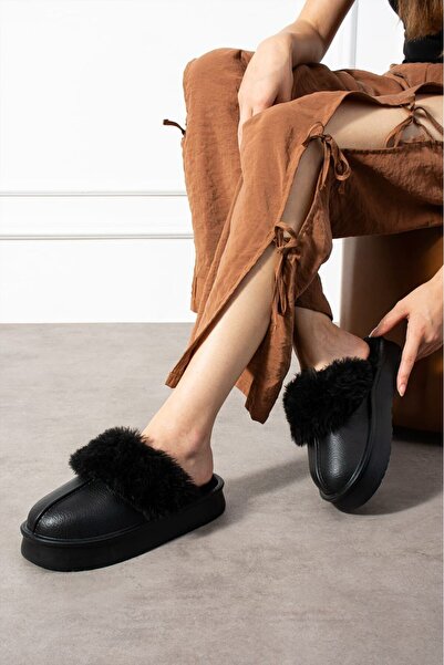 MÜJERİL'S Dámské domácí pantofle Rain z ovčí kůže s plochou podrážkou