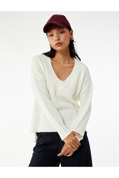 Koton Long Sleeve V-Neck Knitwear Sweater