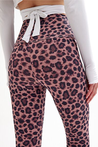 Pulsar Capri Leggings Leopard Pink Canopus