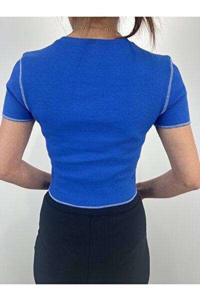 Mood Lab Kaşkorse Bedeni Saran Kesikli Baskılı Crop Saks Mavi Slim Fit Tişört