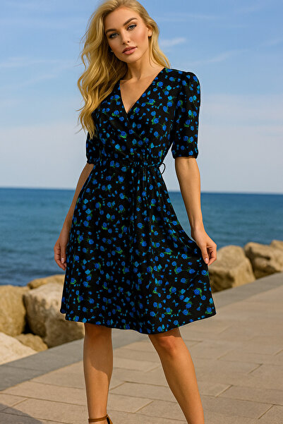 Rich Women's Black and White Wave Pattern Double Breasted Tie-Up Short Dress