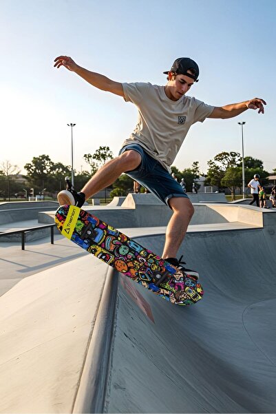 Triathlon T132 Tahta Kaykay 80 Cm Emoji Karakter Desenli - 80 X 20 Cm - Zımpara Yüzey