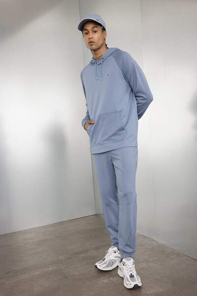 DeFacto DeFactoFit Sportsman Jogger Sweatpants Standard Fit με ελαστικό πόδι μέσης με τσέπες C9174AX24AU