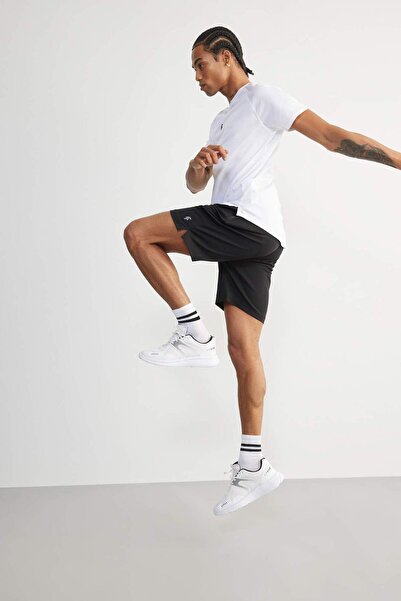 DeFacto DeFactoFit Slim Fit Dar Kesim Sporcu Standart Paça Şort V3030AZ22AU