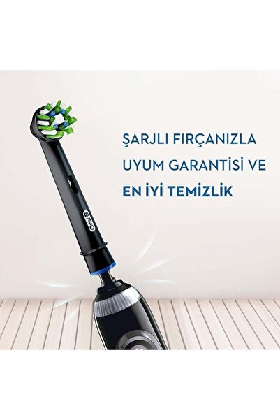 Oral-B EB50 3+1 Cross Actıon Yedek Diş Fırçası (Siyah)