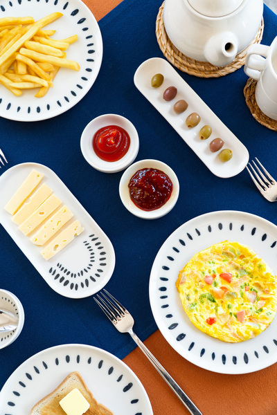 Heda Porselen Yakamoz 16 Piece 6 Person Porcelain Breakfast Set