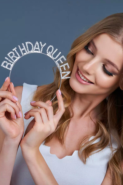 New Obsessions Birthday Queen Taşlı Birthday Doğum Günü Parti Taç