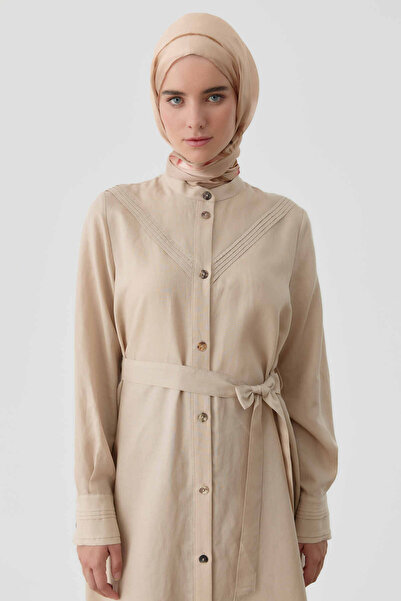 Tuğba Nervür Detaylı Yırtmaçlı Tunik - Bej