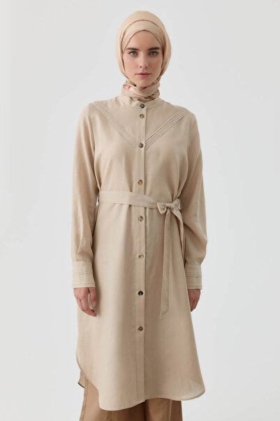 Tuğba Nervür Detaylı Yırtmaçlı Tunik - Bej