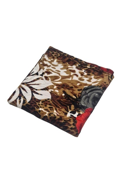 smart home Soft Polyester Lightweight Blanket - Warm, lightweight blanket measuring 240 x 220 cm