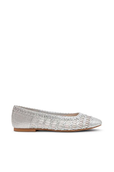 Steve Madden Womens Warm-Up Silver Ballet Flats