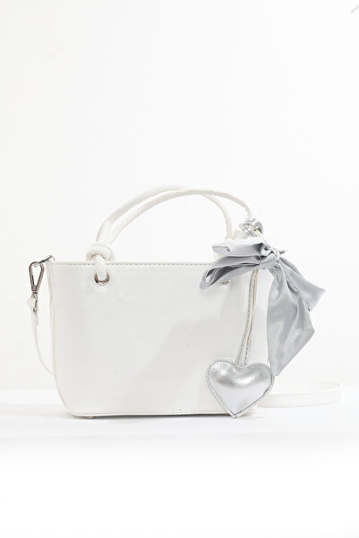 na nura collection Bijeli ženski privjesak u obliku srca i Torba za rame