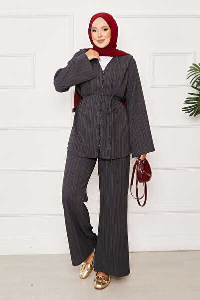 EBRUTESETTÜR Mobile Belted Brit Button Double Suit