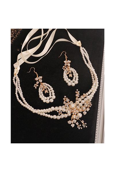 OEM Vintage Pearls earring and hair accessory set