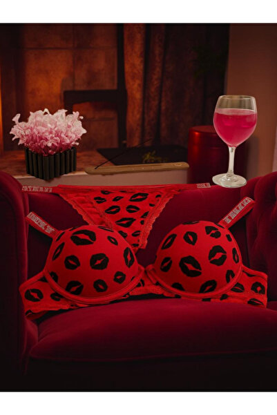 Butik Simli Siyah Öpücük Desenli Kırmızı Sütyen Takımı