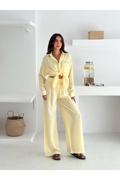 02Lady Fashion Wide Leg Strawberry Fabric Shirt Suit with Elastic Waist