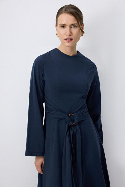 Touché Privé Natural Textured Belt Detailed Dress