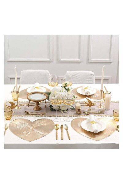 Generic The heart-shaped rose placemat is heat-proof, water-proof and oil-proof