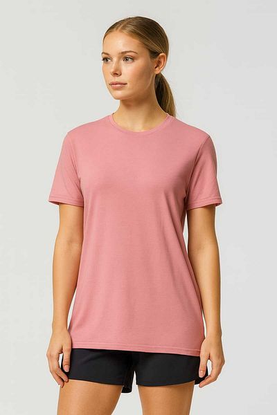 ŞIK VE MUTLU Plain T-Shirt Elegance and Style in One